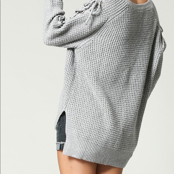 Cold Shoulder Pullover sweater - Picture 3 of 8